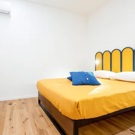 Bed and Breakfast Archi Boutique Σαλέρνο